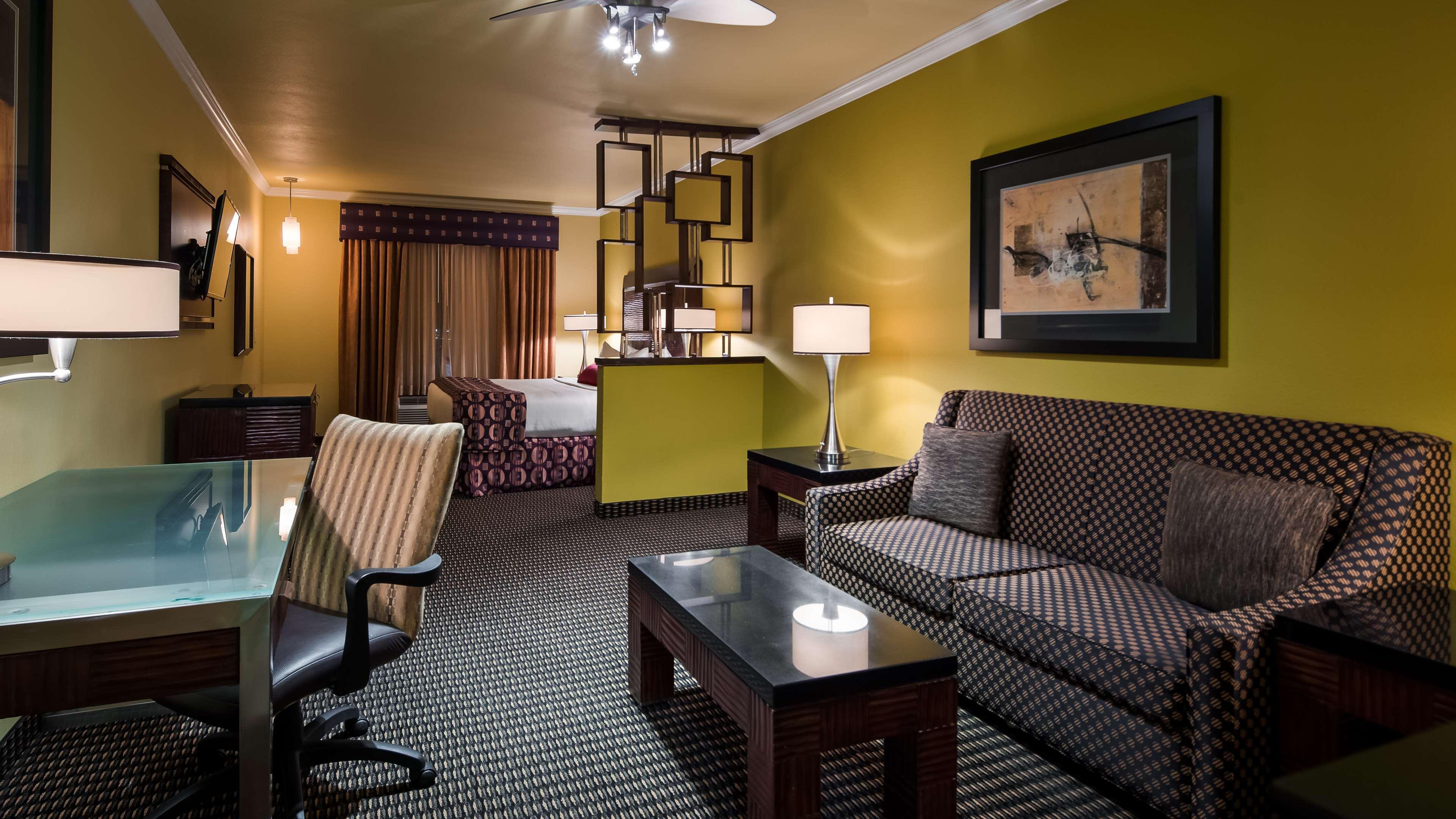 Best Western Plus Christopher Inn And Suites Forney Extérieur photo