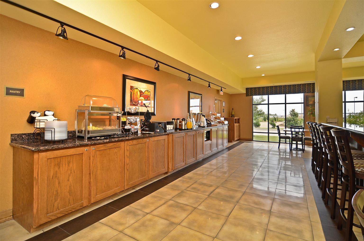 Best Western Plus Christopher Inn And Suites Forney Extérieur photo