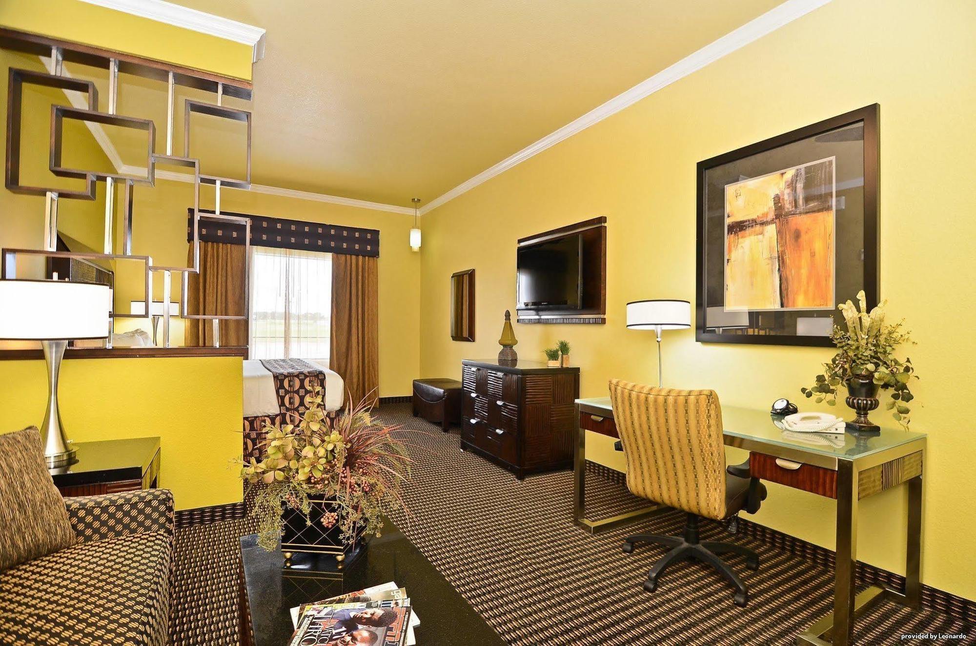 Best Western Plus Christopher Inn And Suites Forney Extérieur photo