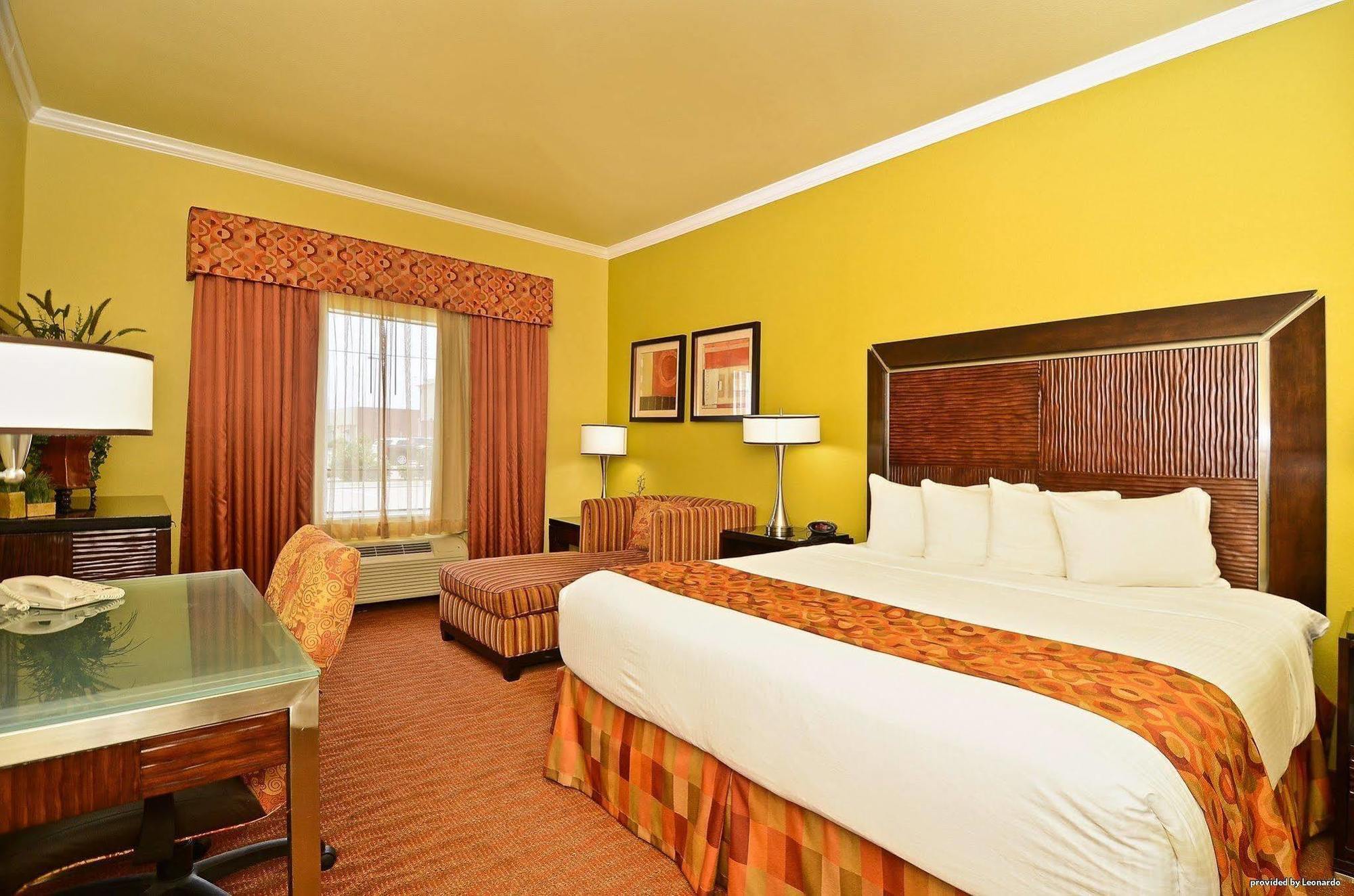 Best Western Plus Christopher Inn And Suites Forney Extérieur photo