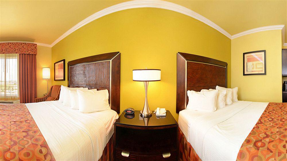 Best Western Plus Christopher Inn And Suites Forney Chambre photo